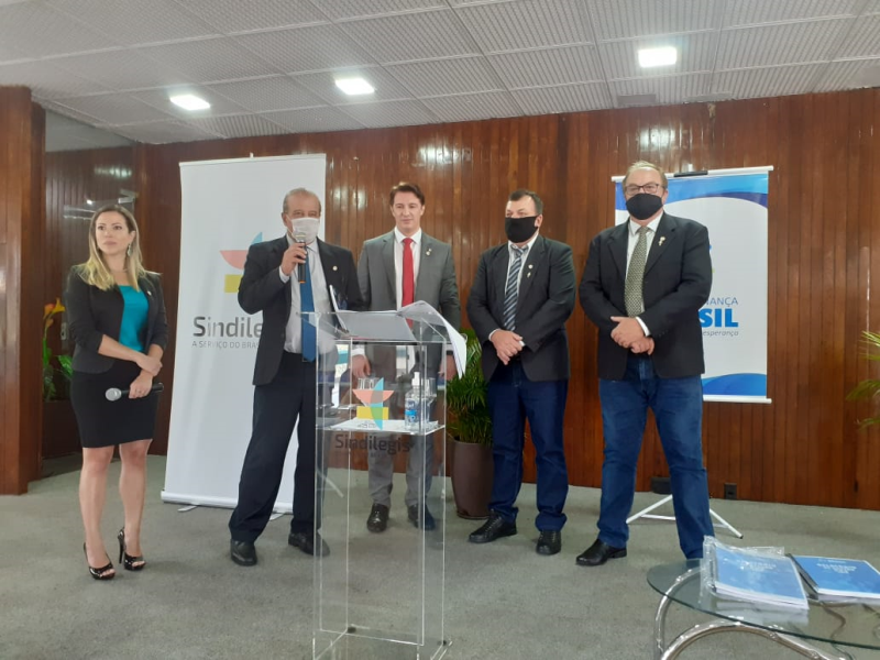 PREFEITO MUNICIPAL PARTICIPA DE REUNIÕES NA CAPITAL E BRASÍLIA